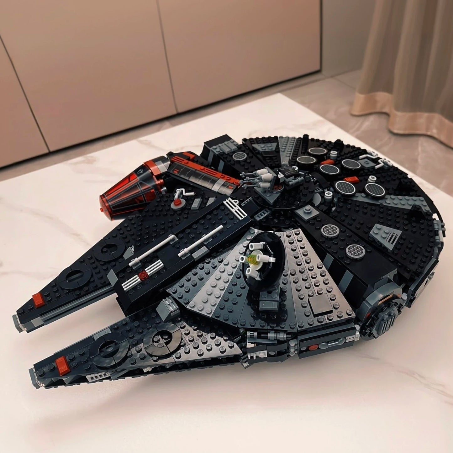 Millennium Falcon JV 1579pcs MINISO UCS Star Battle Rebuilding Milky Way Dark Falcon Millennium Falcon Spaceship 75389 Building Block Christmas Gifts