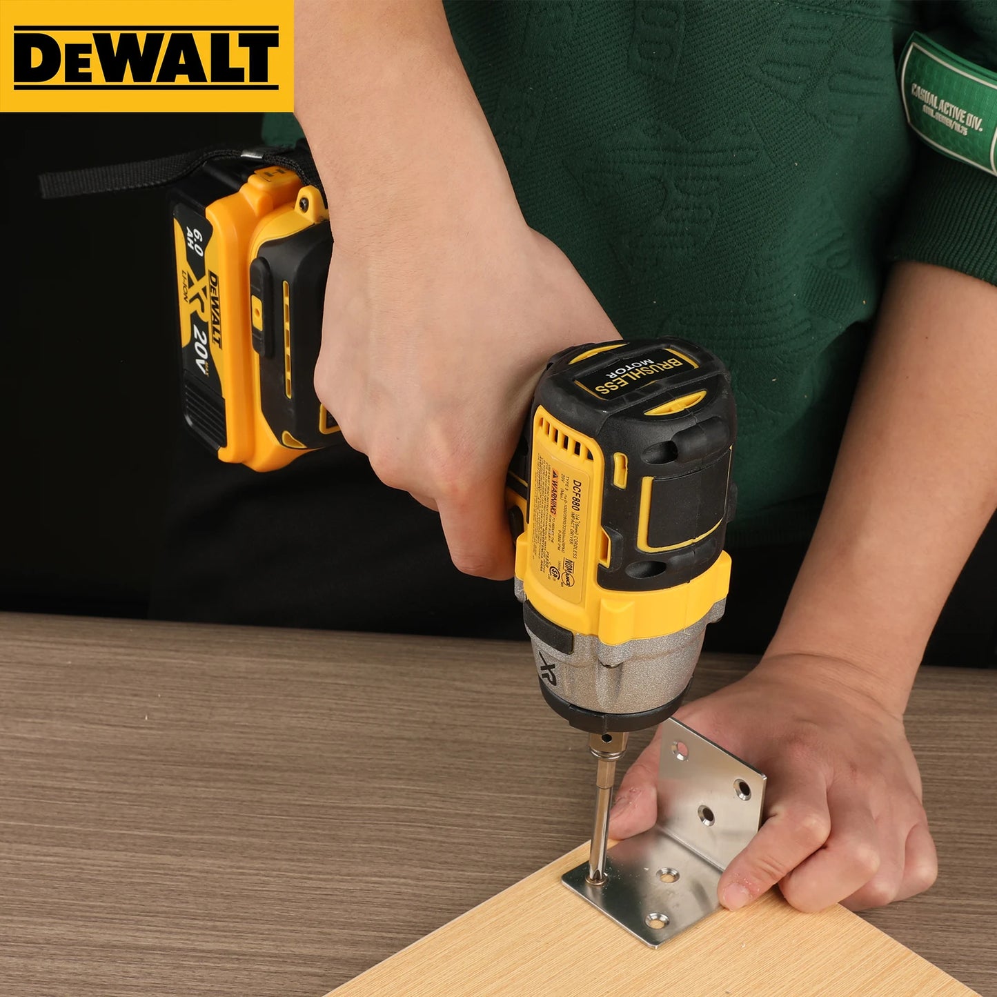 Dewalt DCF880 18V - 20V 1/2 in. Impact Wrench with 6AH battery