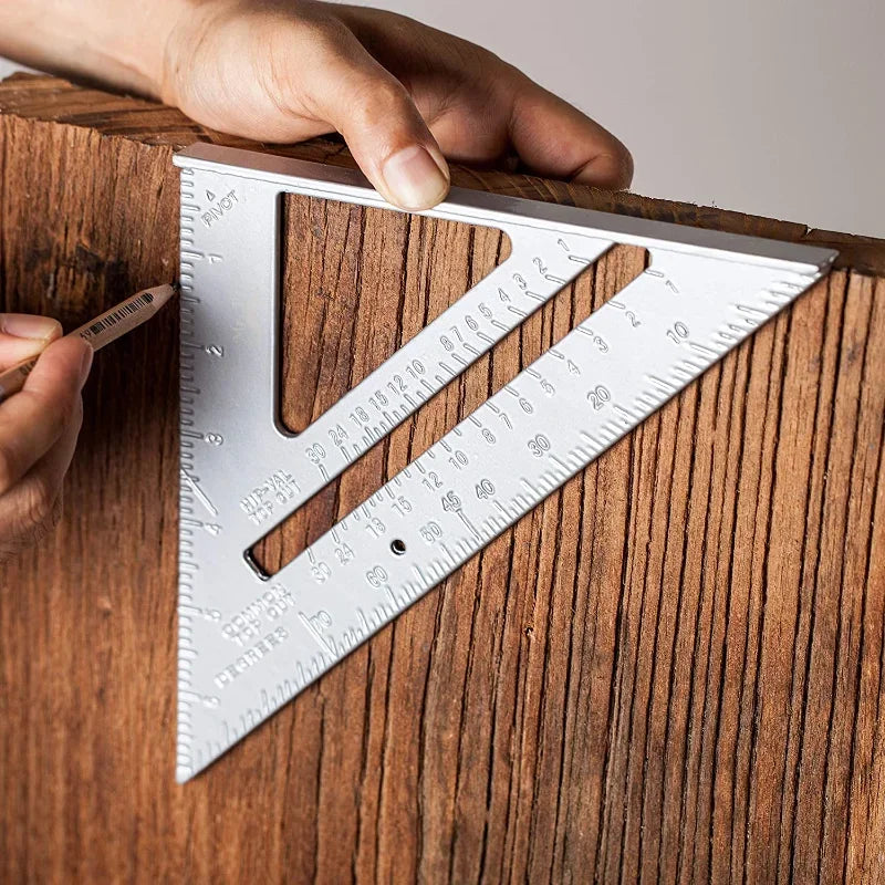 Toolbox World Builders Square – Precision You Can Trust